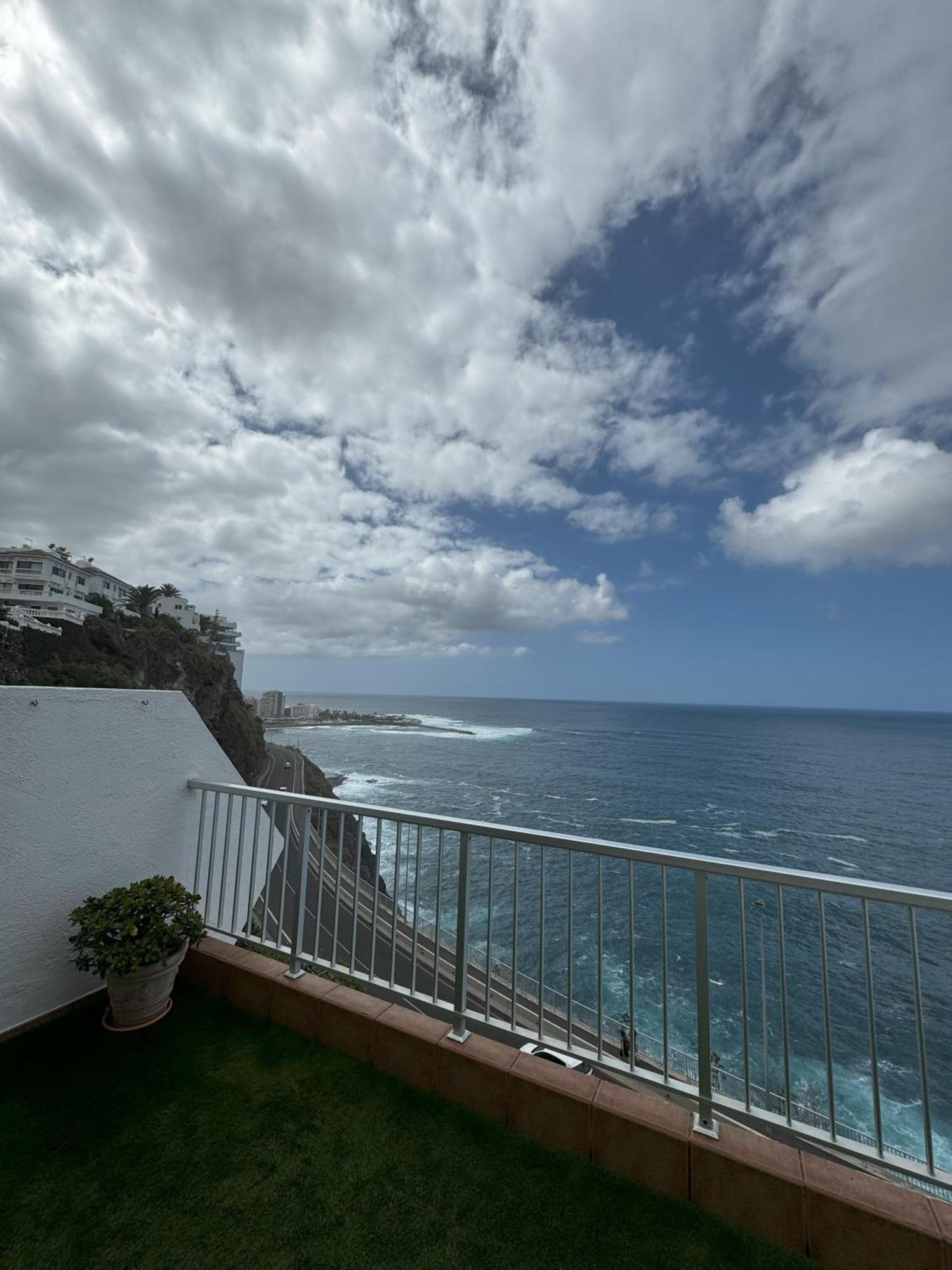 Beautiful Ocean View Apartment Puerto de la Cruz  Exterior photo